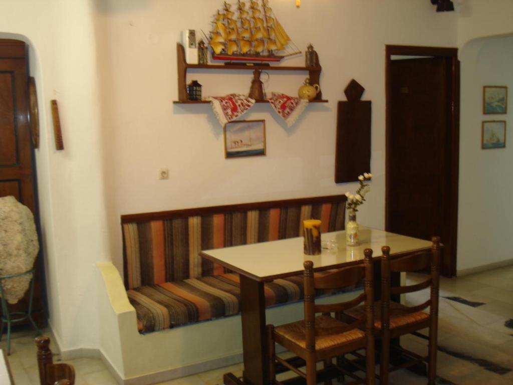Pension Lagoudera Naxos City 외부 사진